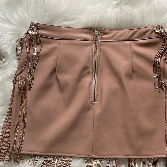 Two piece set 🥰 - Picture 5 of 6